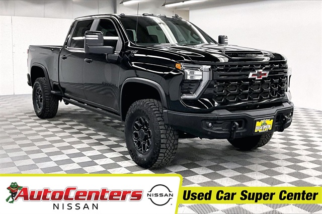 2025 Chevrolet Silverado HD ZR2's photo