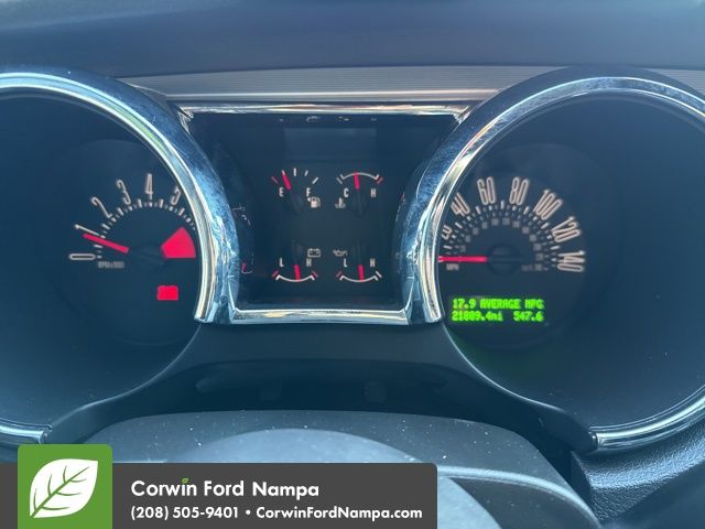 2005 Ford Mustang GT Premium photo 14