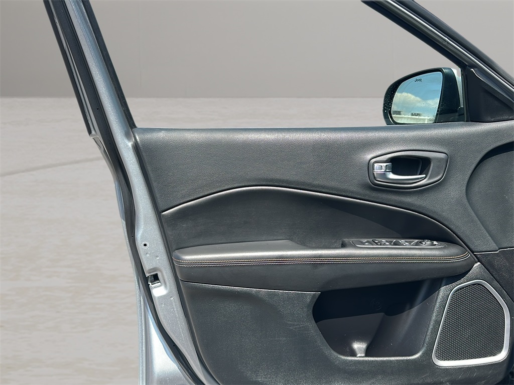 2018 Jeep Compass Latitude photo 13
