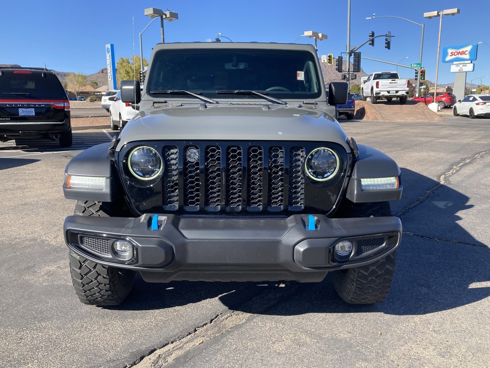 2023 Jeep Wrangler 4xe photo 2