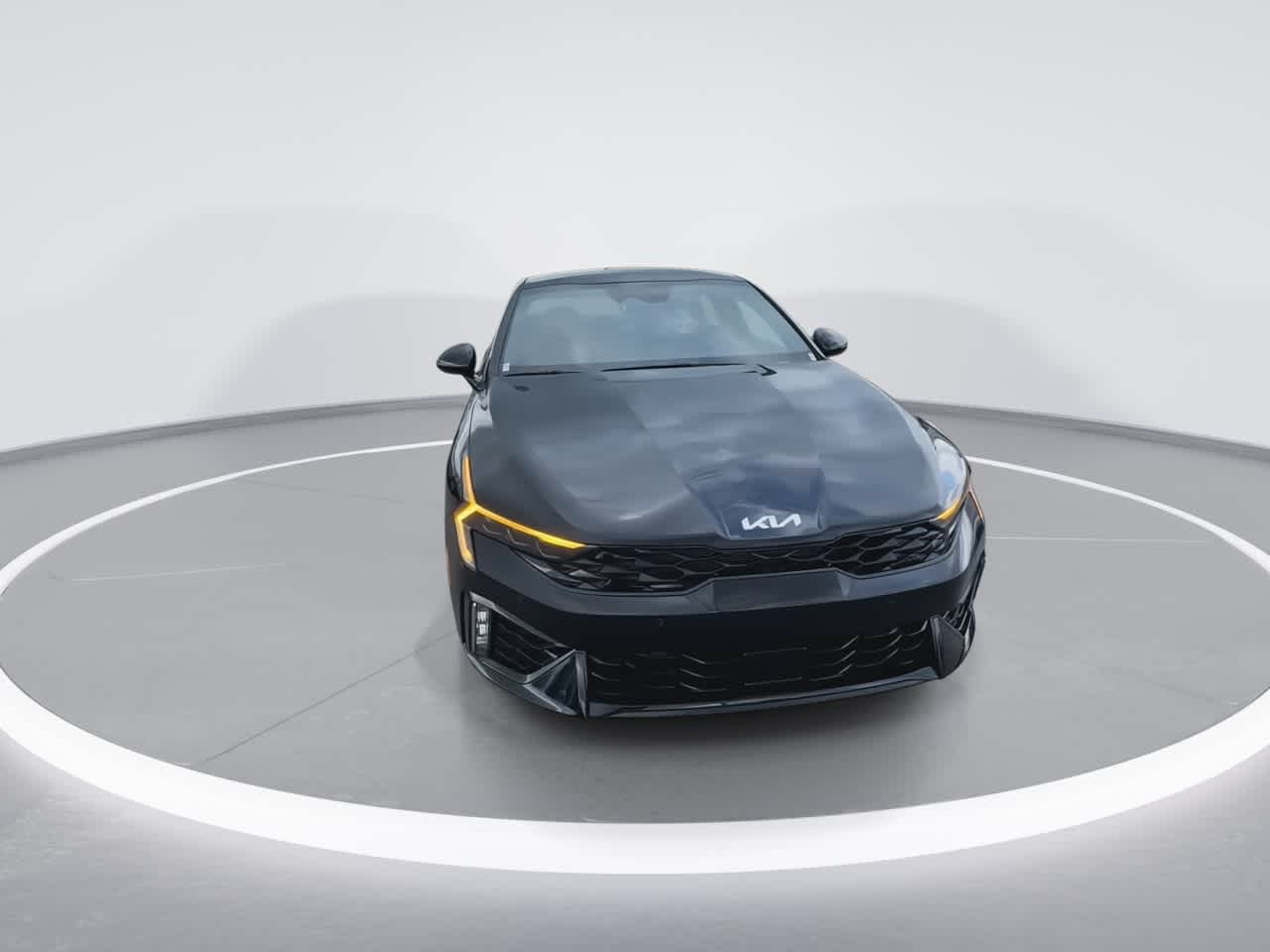 2025 Kia K5 GT-Line photo 3
