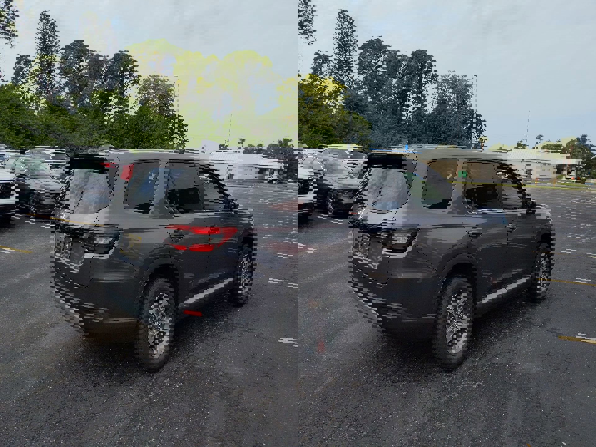 2025 Honda Pilot EX-L photo 3
