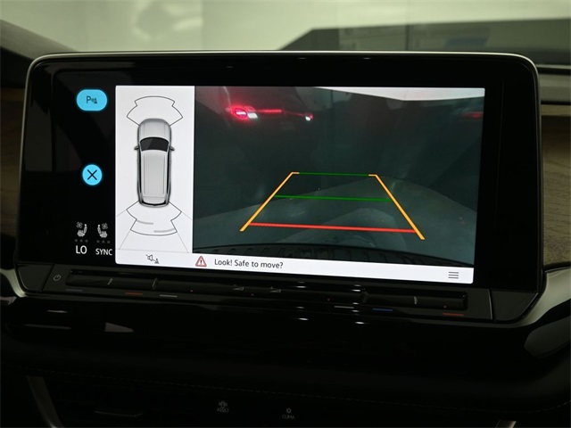 2026 Volkswagen Atlas SE Technology photo 2