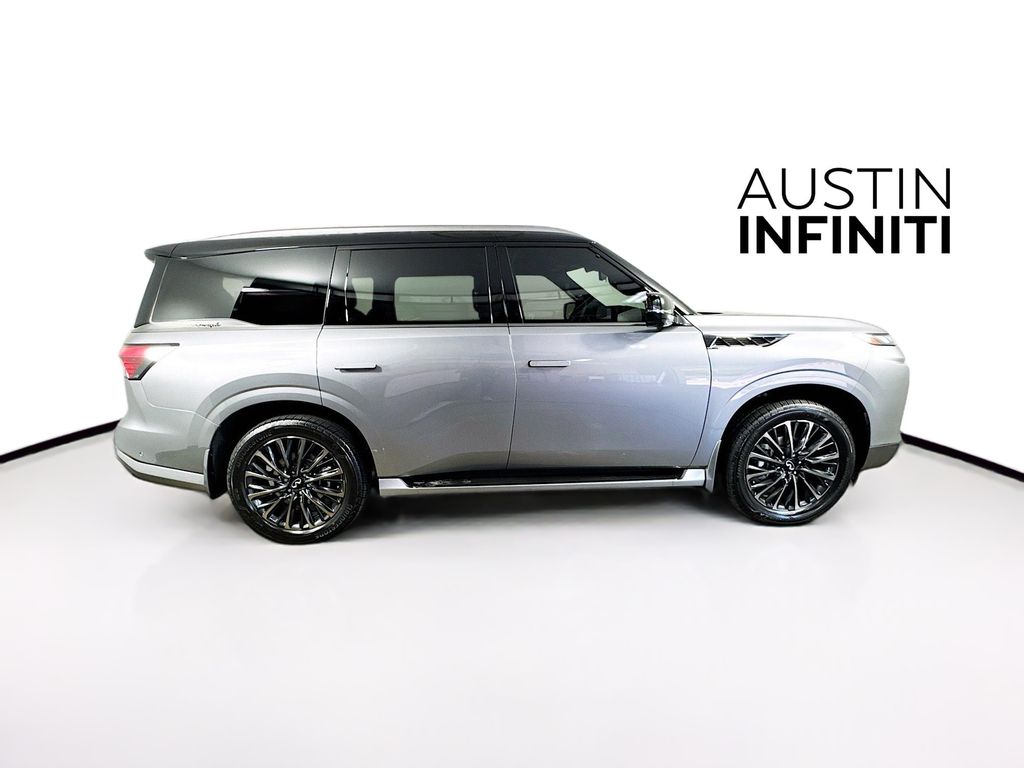 2026 Infiniti QX80 photo 5
