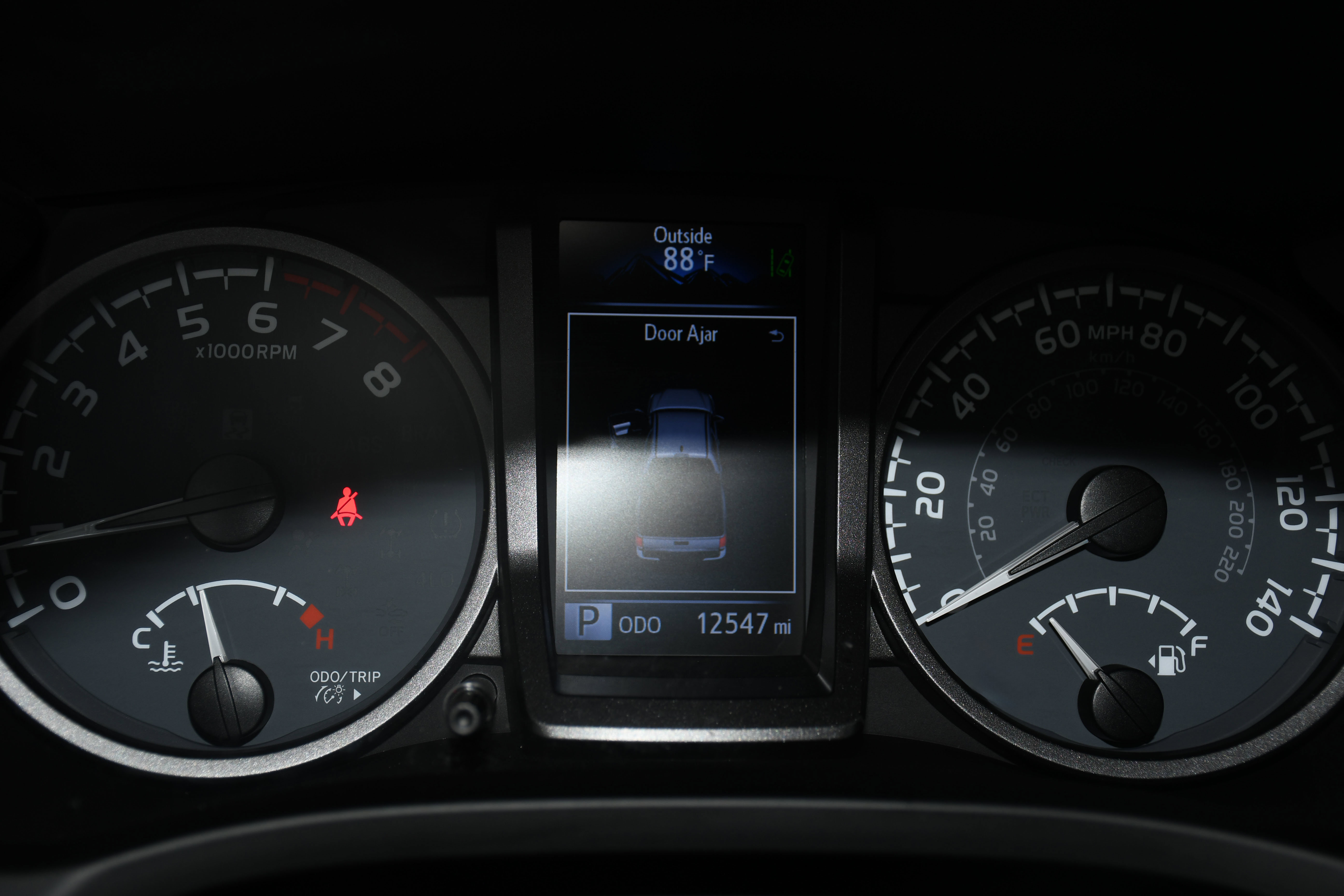2023 Toyota Tacoma TRD Off-Road photo 3