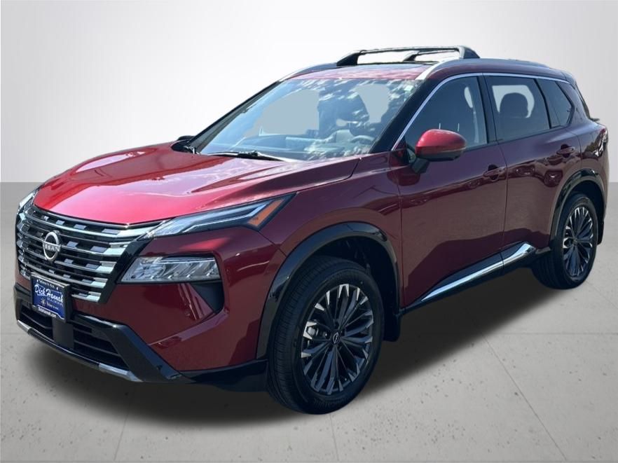 2026 Nissan Rogue Platinum photo 2