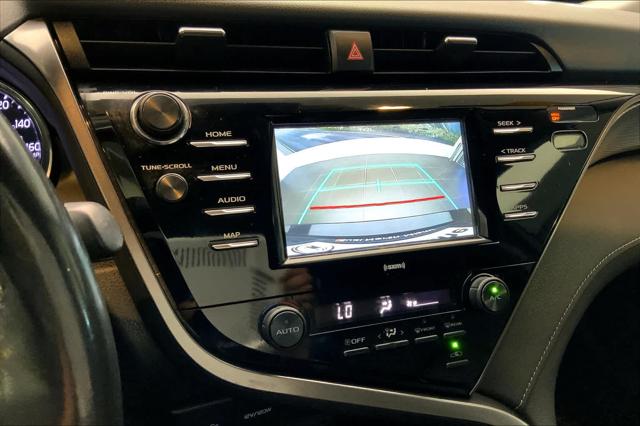2020 Toyota Camry SE photo 24