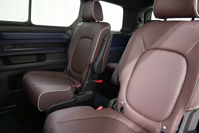 2025 Volkswagen ID. Buzz Pro Plus photo 7