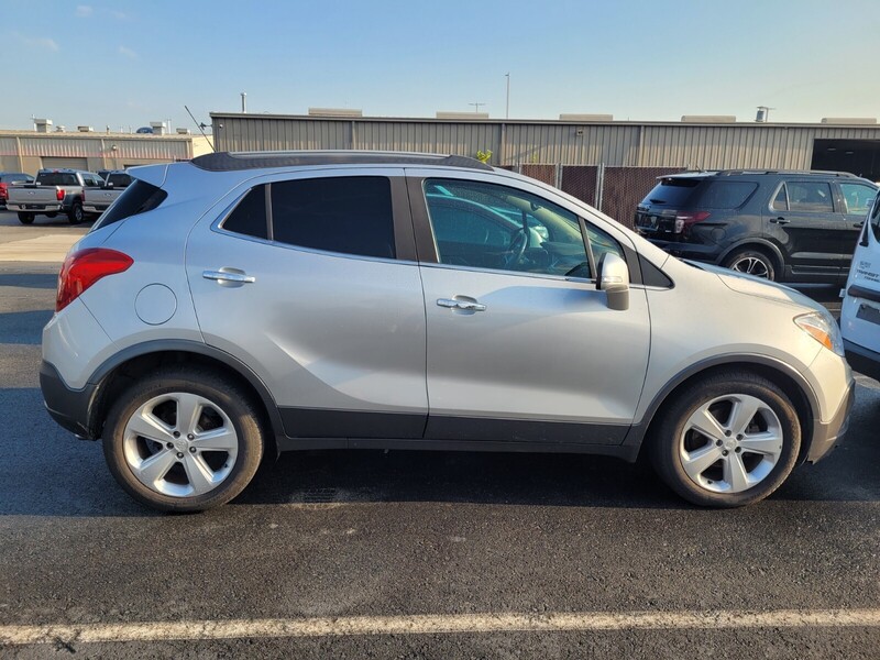2016 Buick Encore Base photo 2