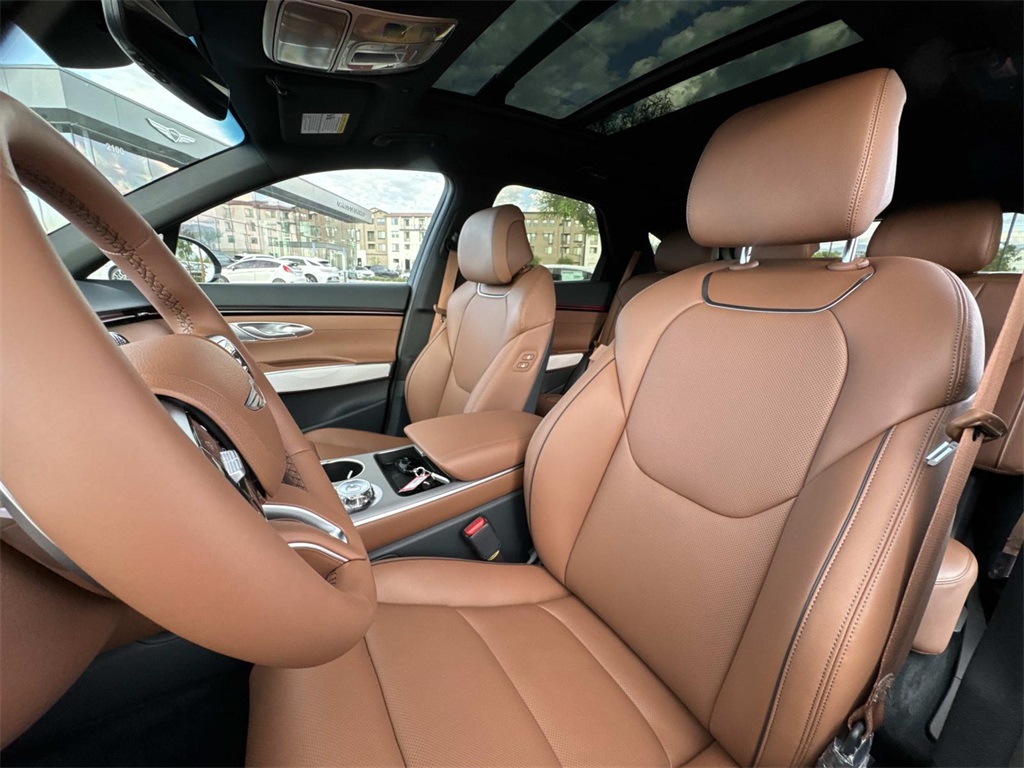 2026 Genesis GV70 2.5T Advanced photo 9