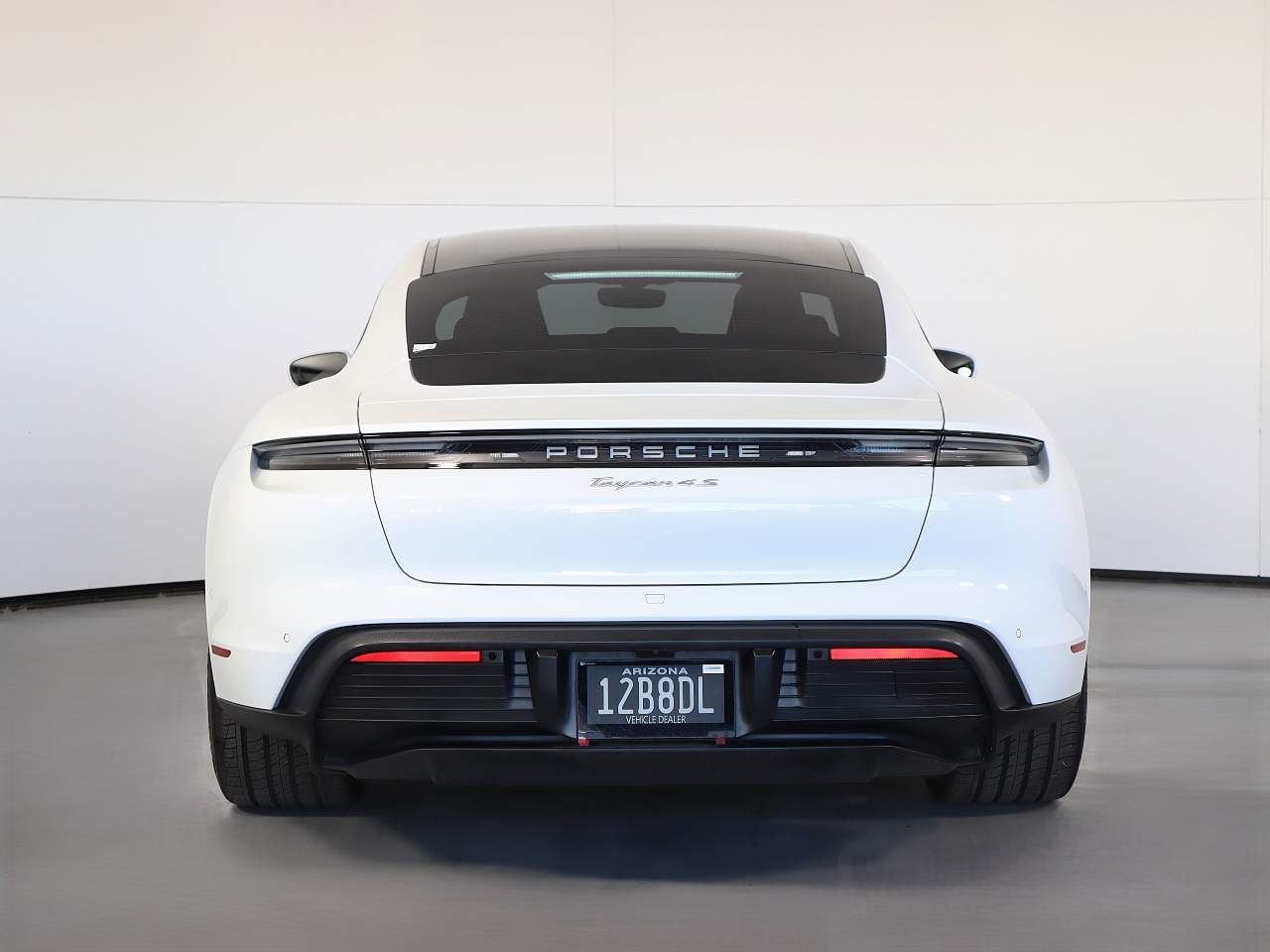 2025 Porsche Taycan 4S photo 6