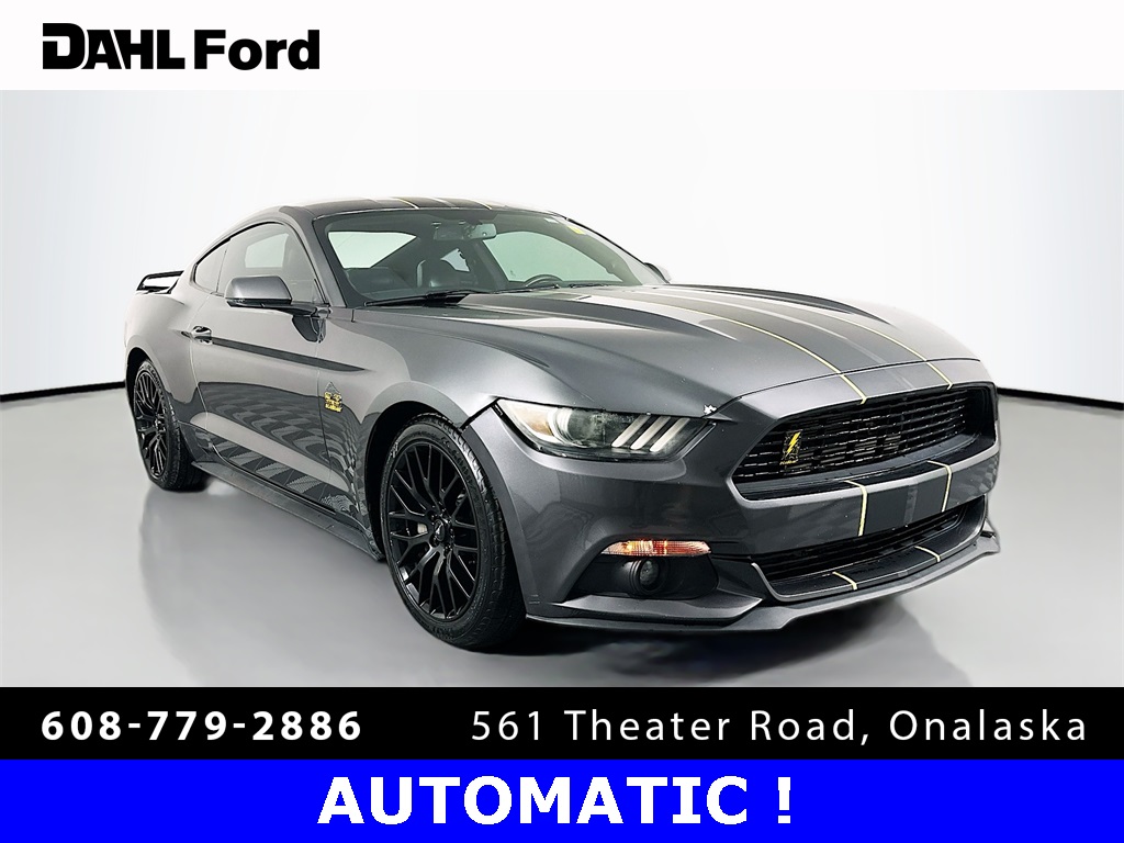 2017 Ford Mustang EcoBoost Premium's photo