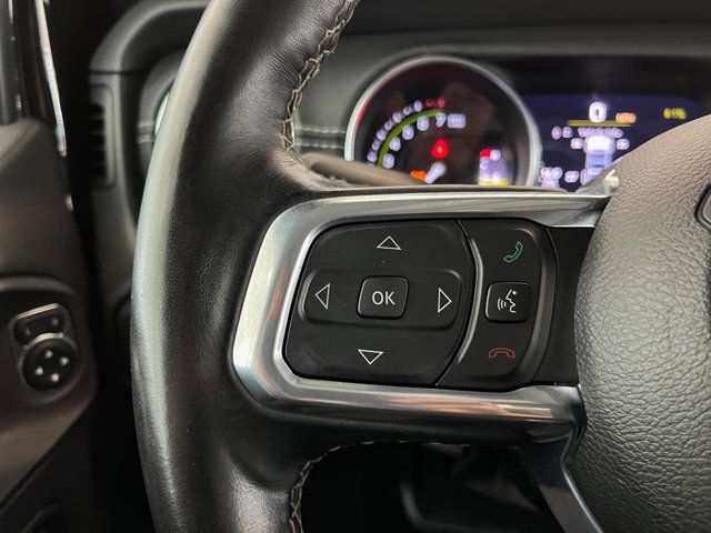 2022 Jeep Wrangler Unlimited Sahara 4xe photo 17