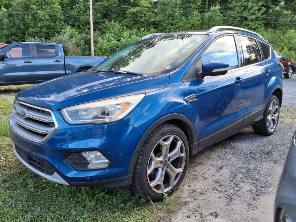 2017 Ford Escape Titanium photo 2