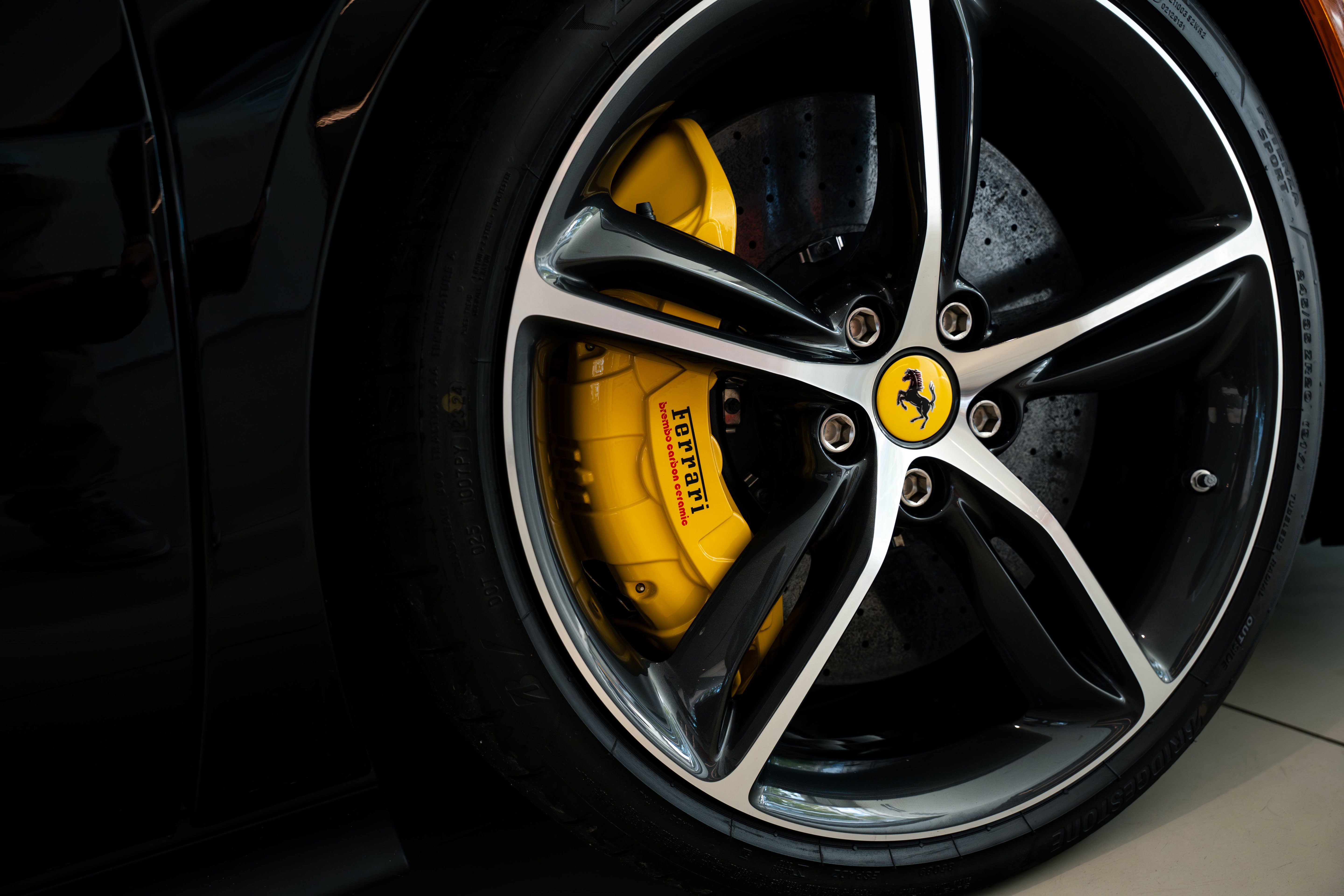 2025 Ferrari 296 GTB photo 15