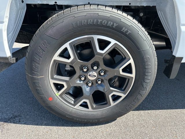 2025 Ford F-150 STX photo 32