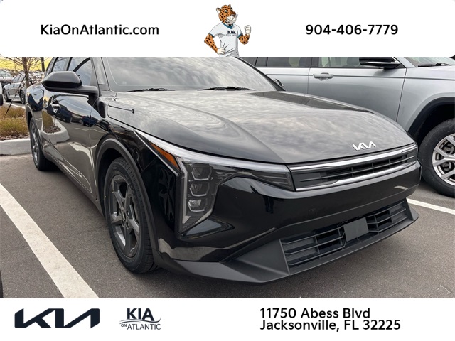 2025 Kia K4 LXS's photo