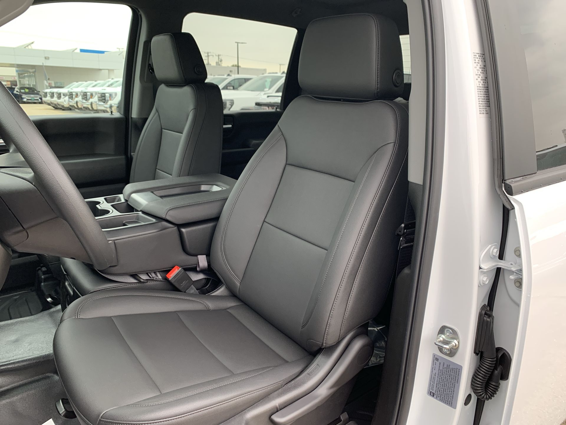 2025 Gmc Sierra 2500 HD Pro photo 4