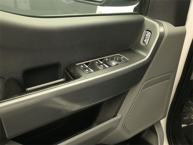 2022 Ford F-150 XLT photo 12