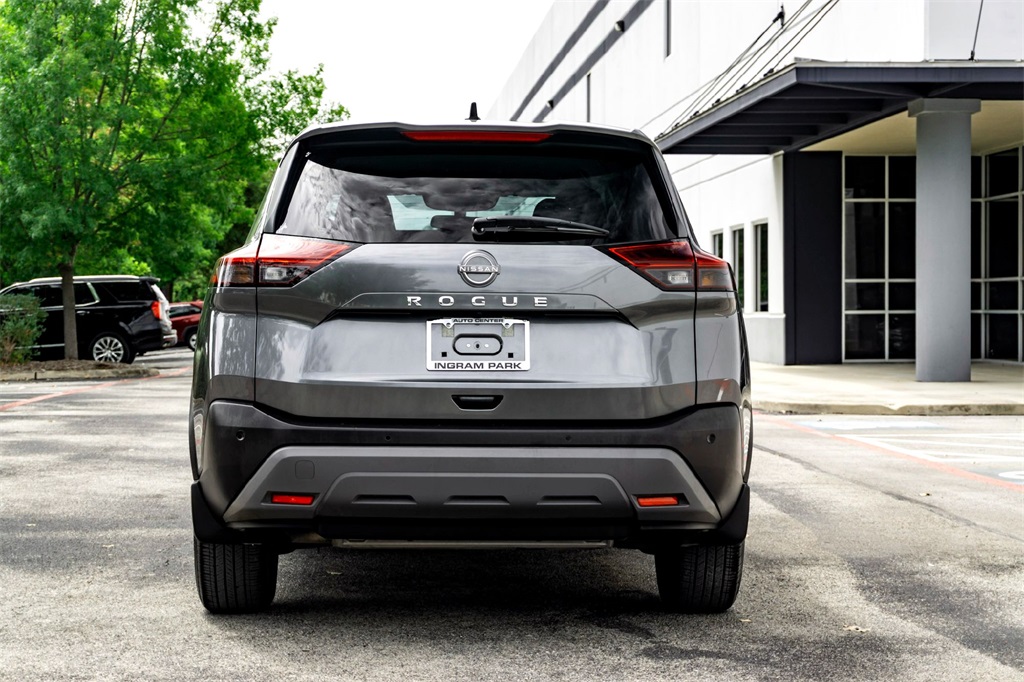 2023 Nissan Rogue S photo 5