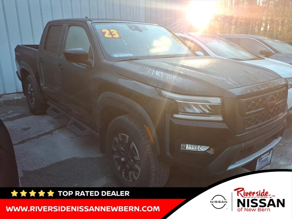 2023 Nissan Frontier PRO-4X's photo