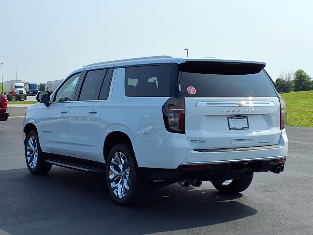 2023 Chevrolet Suburban Premier photo 15