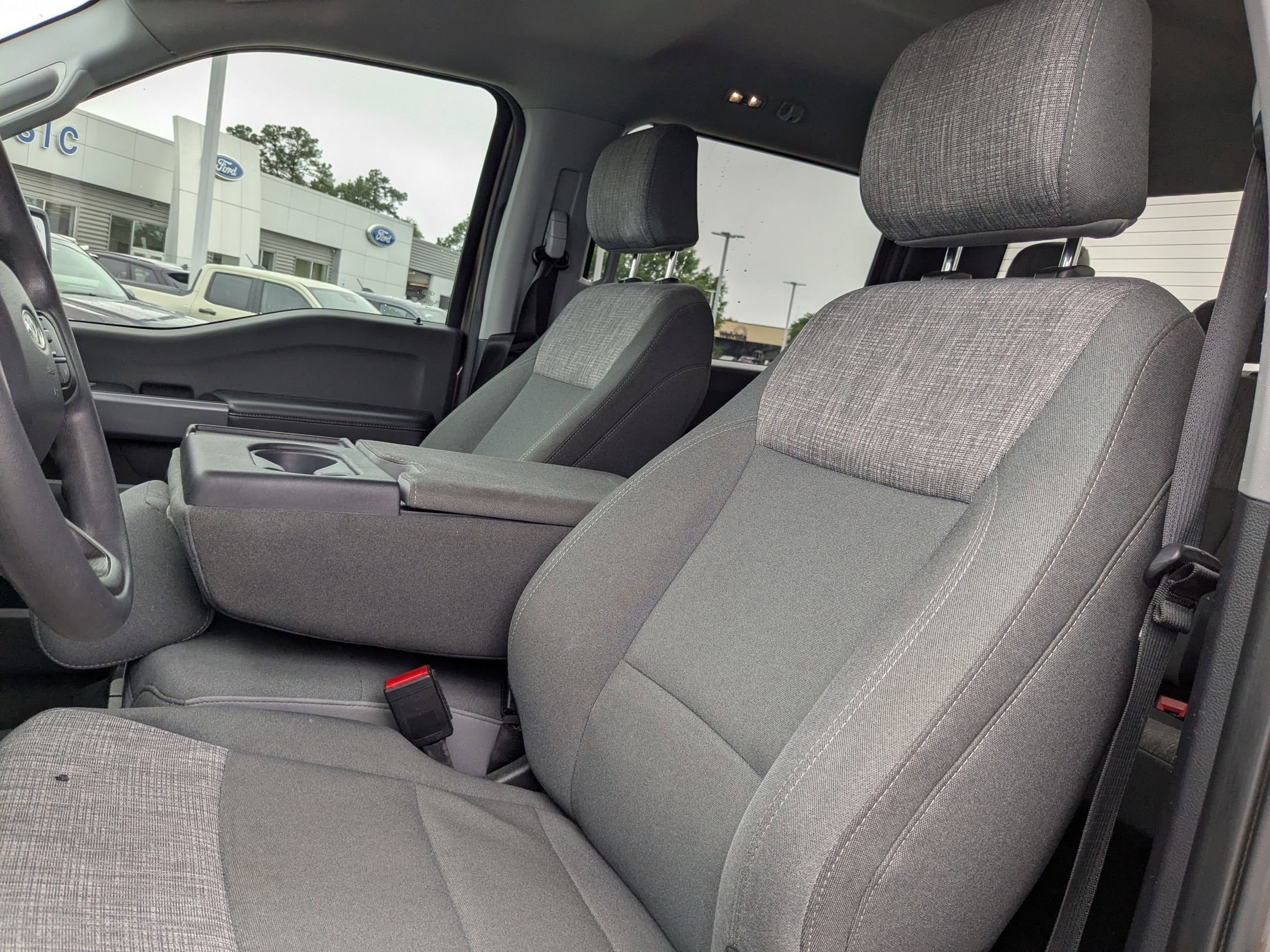 2023 Ford F-150 XLT photo 14