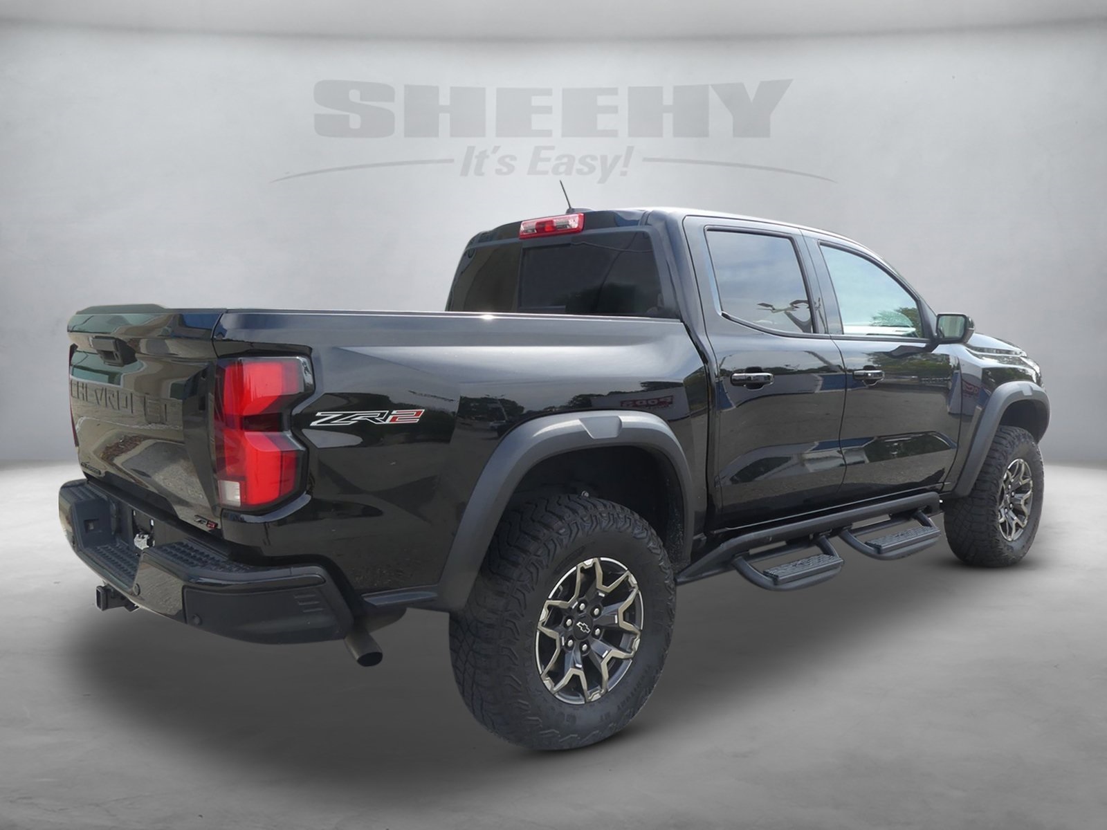 2023 Chevrolet Colorado ZR2 photo 3