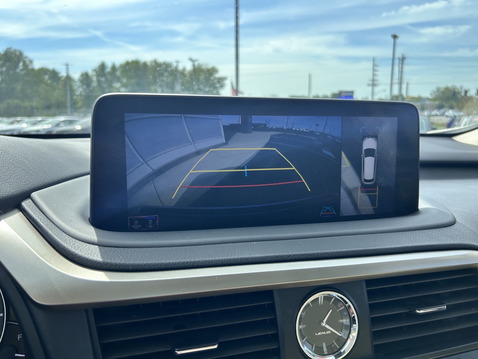 2022 Lexus RX 350L photo 32