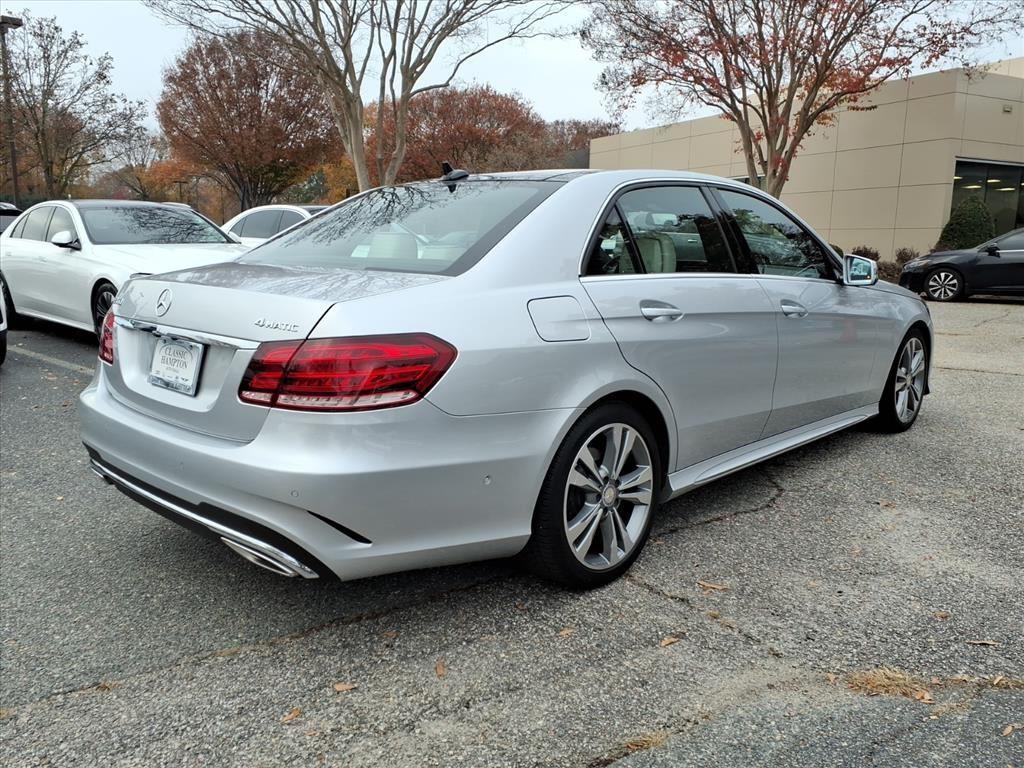2014 Mercedes Benz E 350 4MATIC photo 4