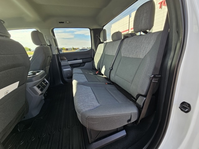 2023 Ford F-350 photo 16