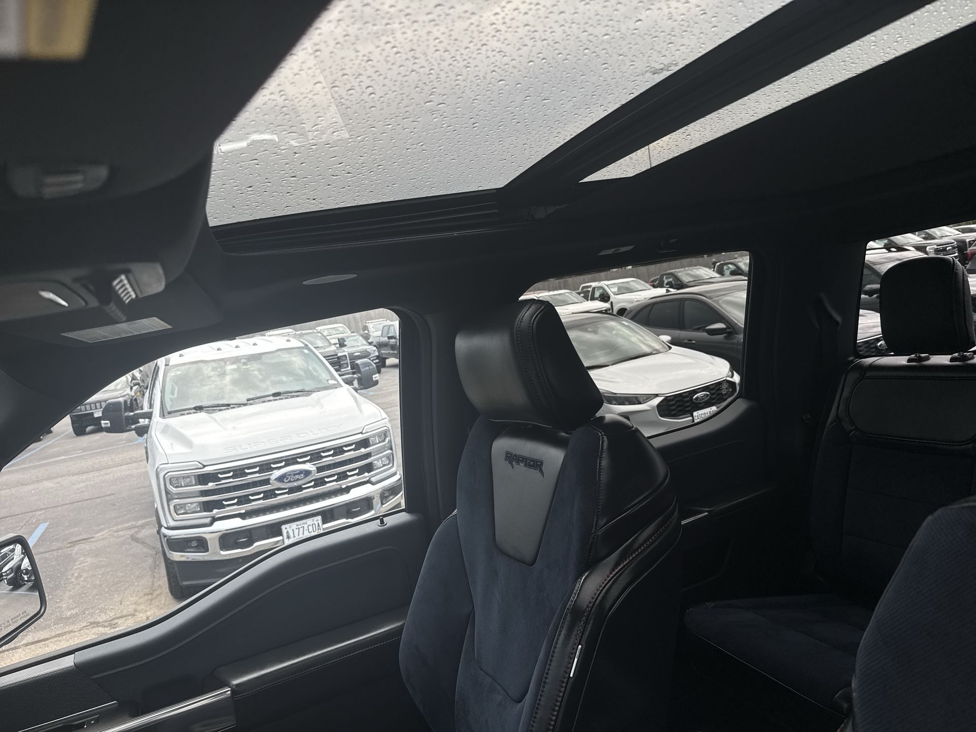 2023 Ford F-150 Raptor photo 12