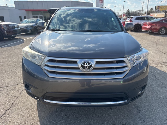 Used 2011 Toyota Highlander Base with VIN 5TDZA3EH5BS013749 for sale in Marion, OH