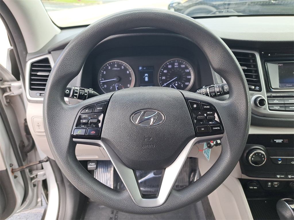 2016 Hyundai Tucson SE photo 24