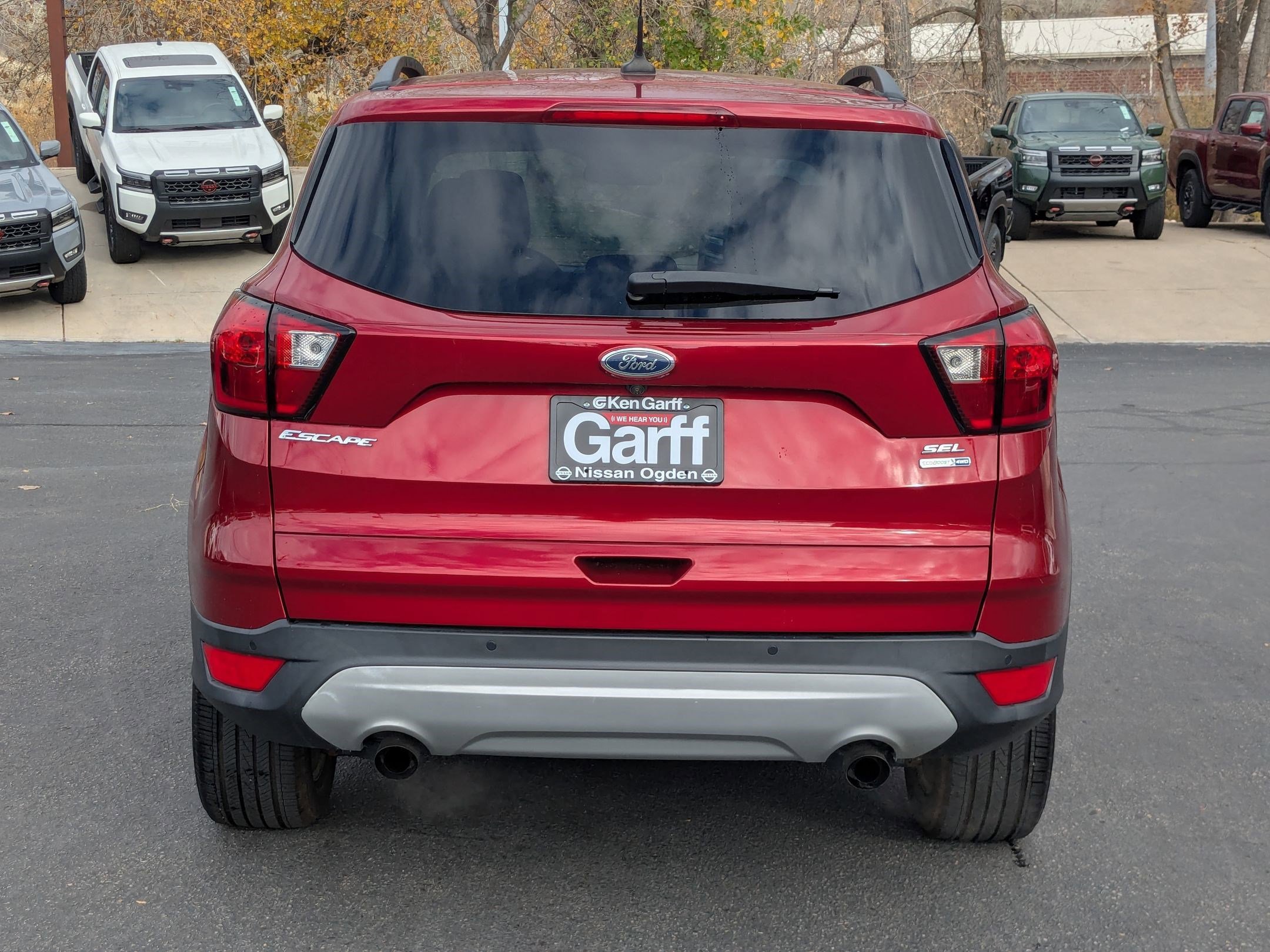 2019 Ford Escape SEL photo 4