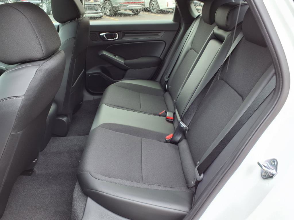 2026 Honda Civic Hatchback Hybrid Sport photo 6