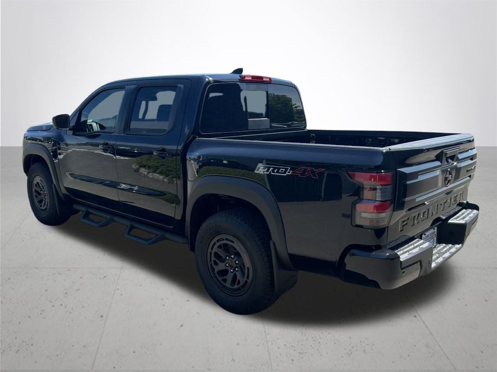 2025 Nissan Frontier PRO-4X photo 10