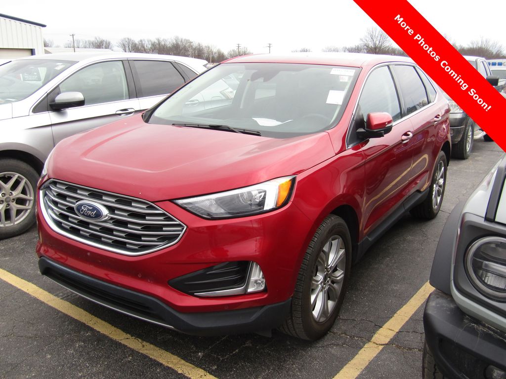 2024 Ford Edge Titanium's photo