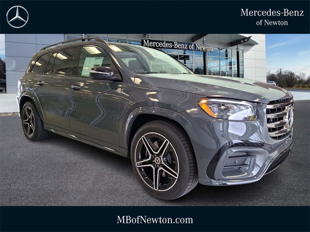 2026 Mercedes-Benz GLS Base's photo