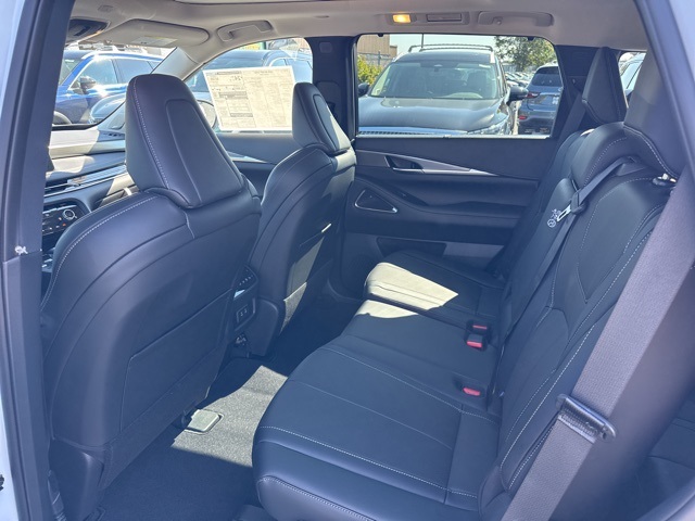 2026 Infiniti QX60 Luxe AWD photo 8