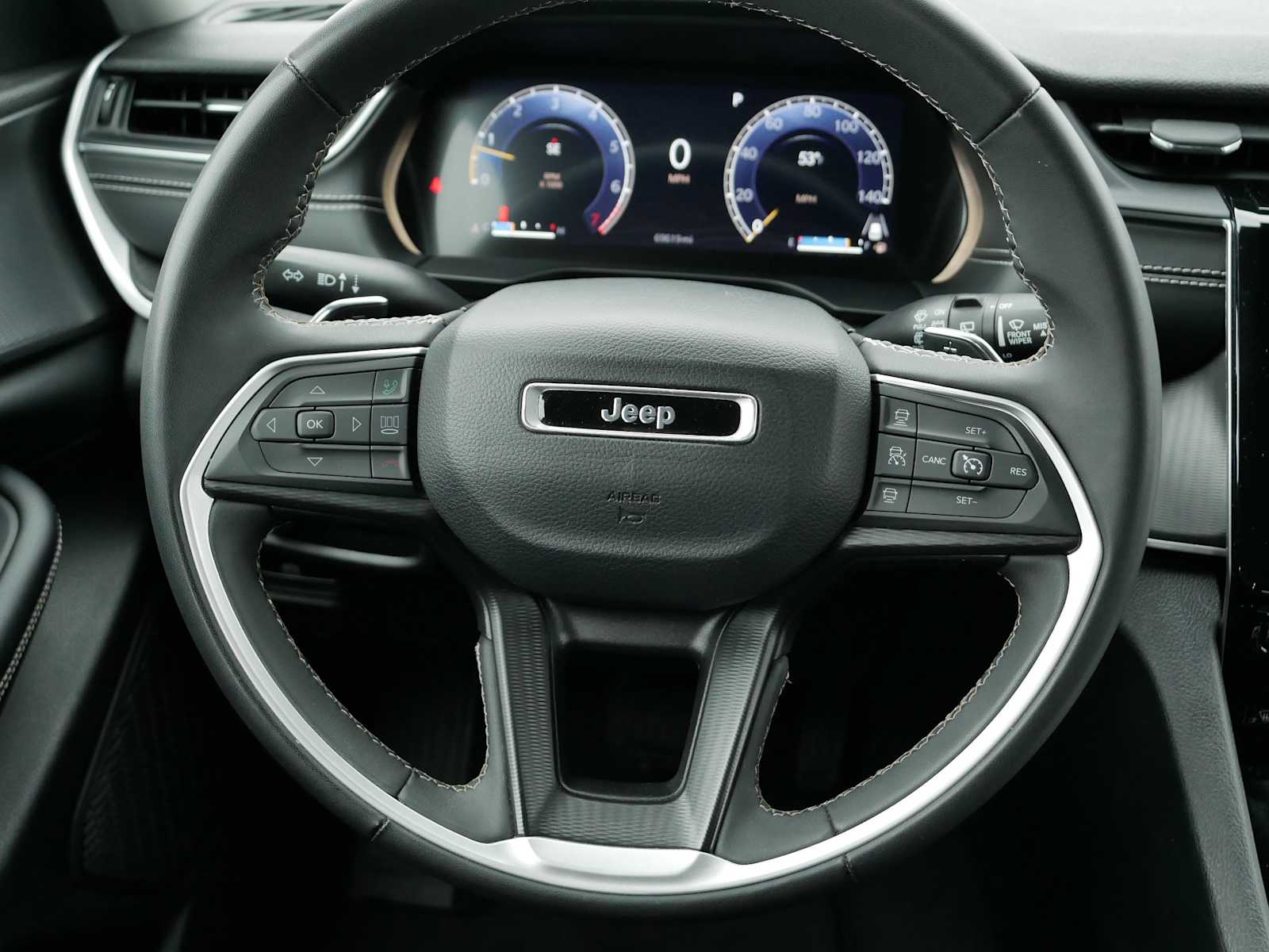 2023 Jeep Grand Cherokee Laredo photo 21