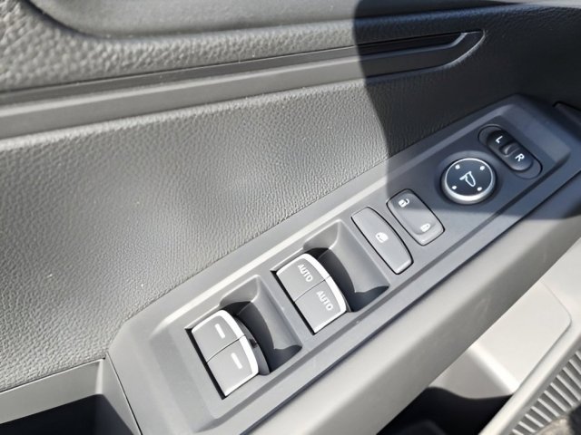 2025 Honda Accord LX photo 15