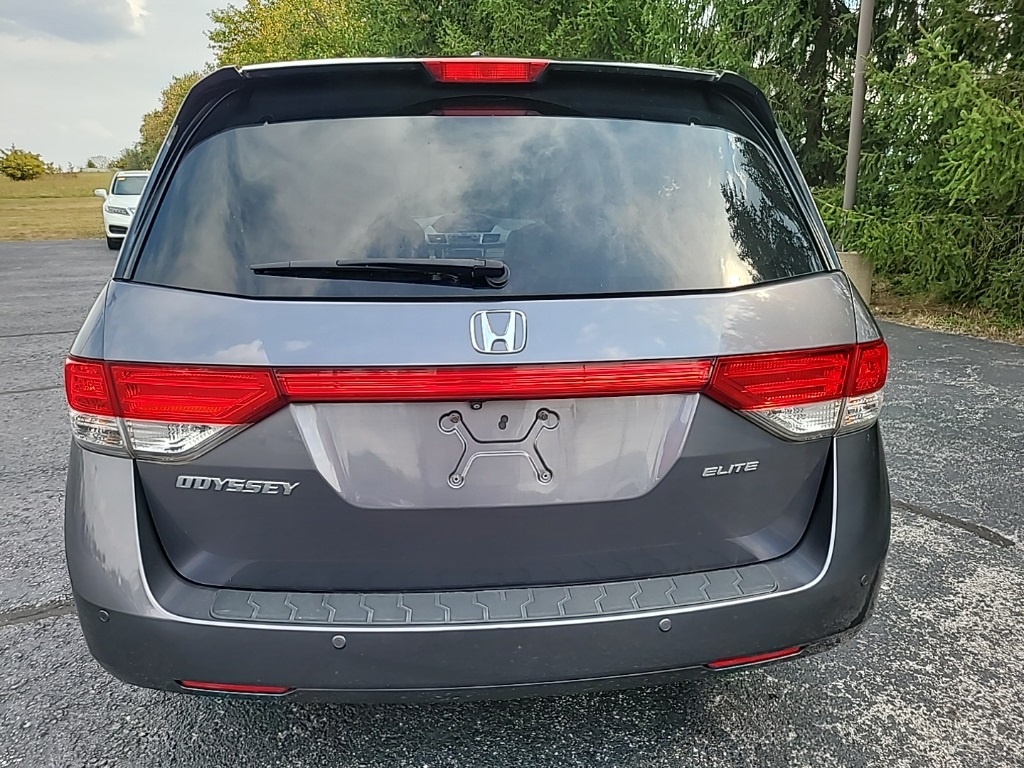 2015 Honda Odyssey Touring Elite photo 5