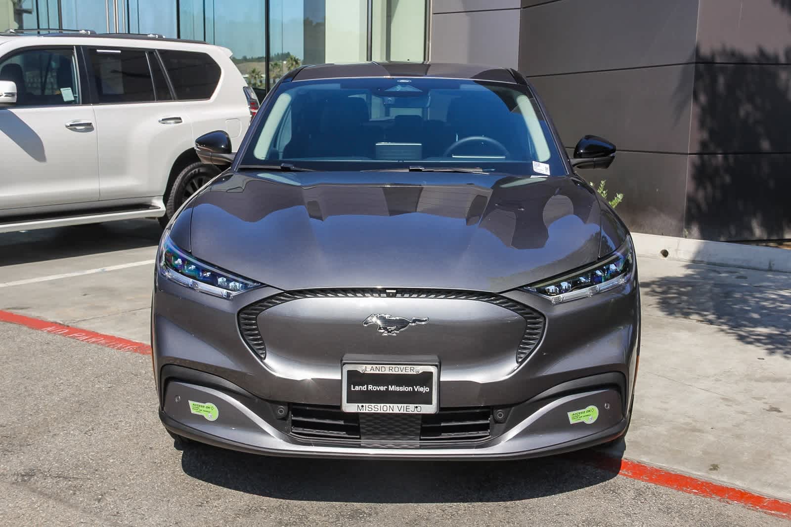 2023 Ford Mustang Mach-E Select photo 2