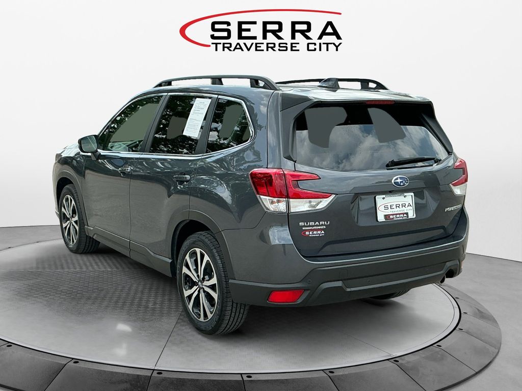 2024 Subaru Forester Limited photo 2