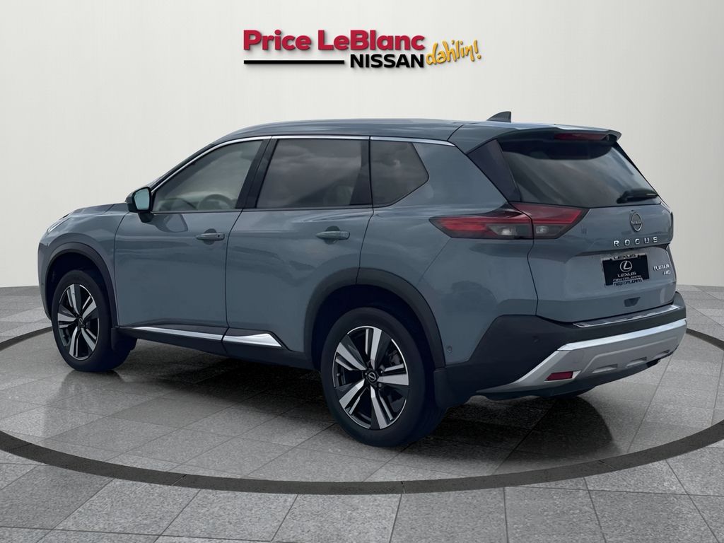 2023 Nissan Rogue Platinum photo 4