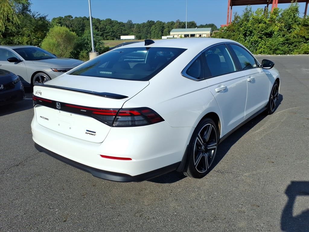 2024 Honda Accord Hybrid Sport photo 3