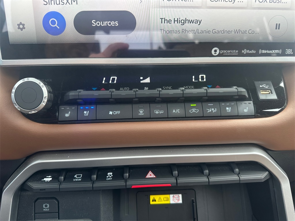 2024 Toyota Tundra 1794 Edition photo 22