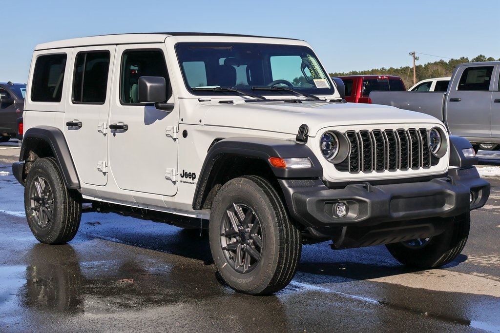 2025 Jeep Wrangler Sport S photo 3
