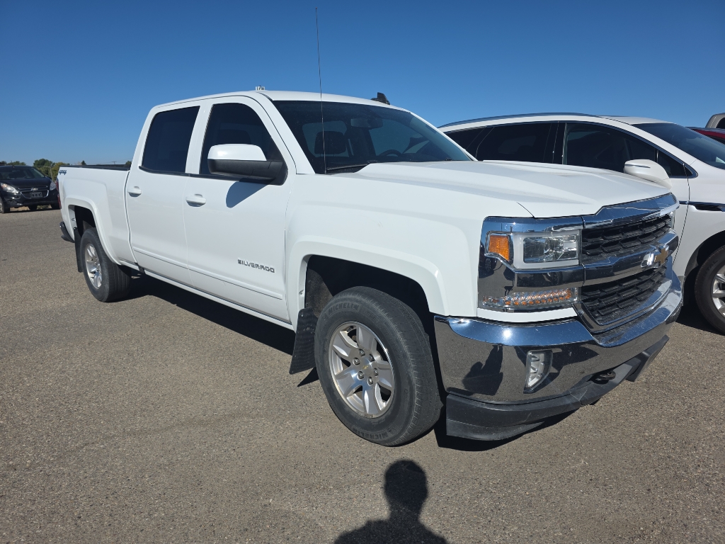 2018 Chevrolet Silverado 1500 LT photo 4